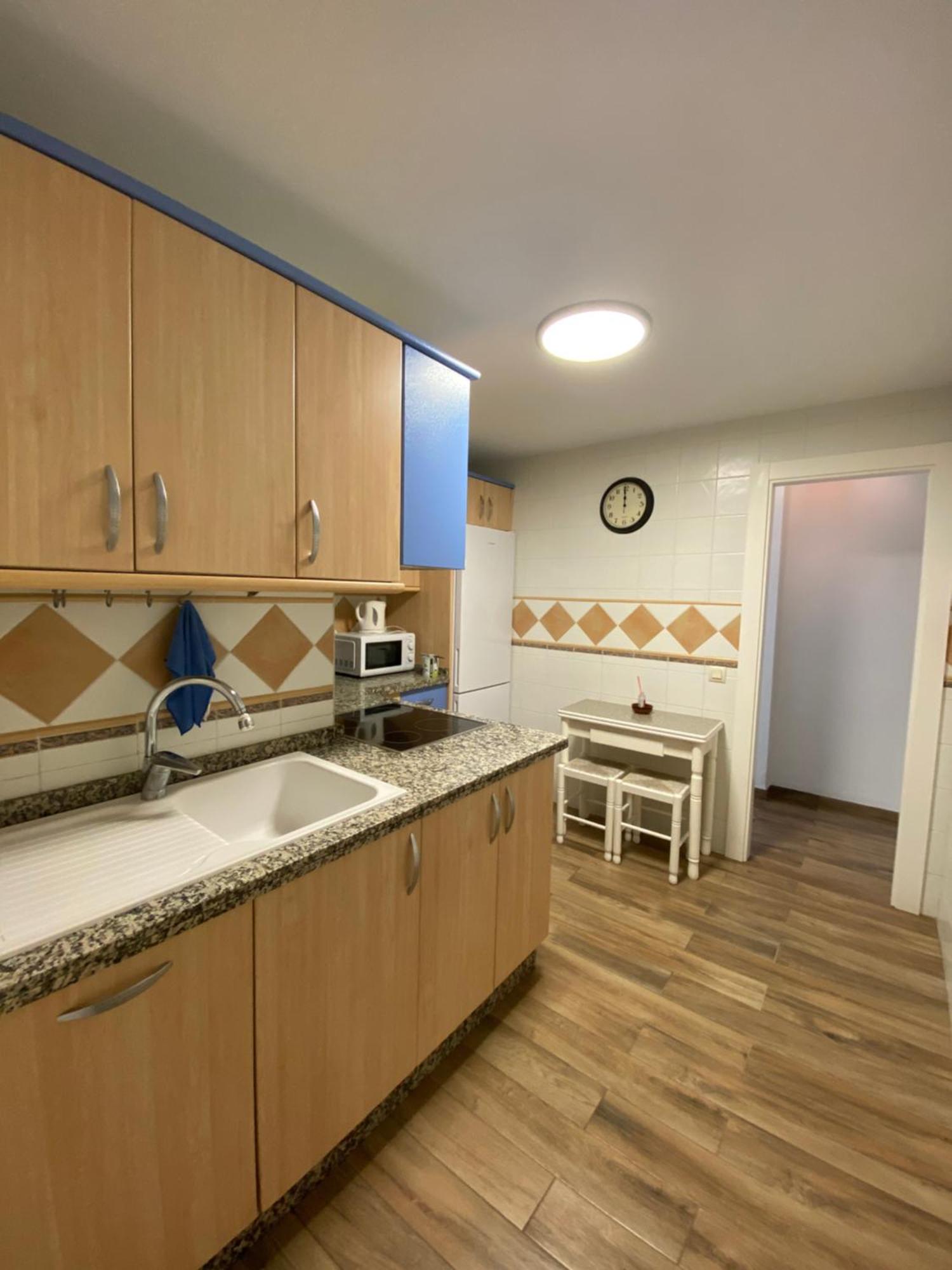 Shr042 Centrico Apartamento De Tres Habitaciones Нерха Екстер'єр фото